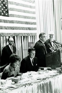 Image description is not available for 1969.060